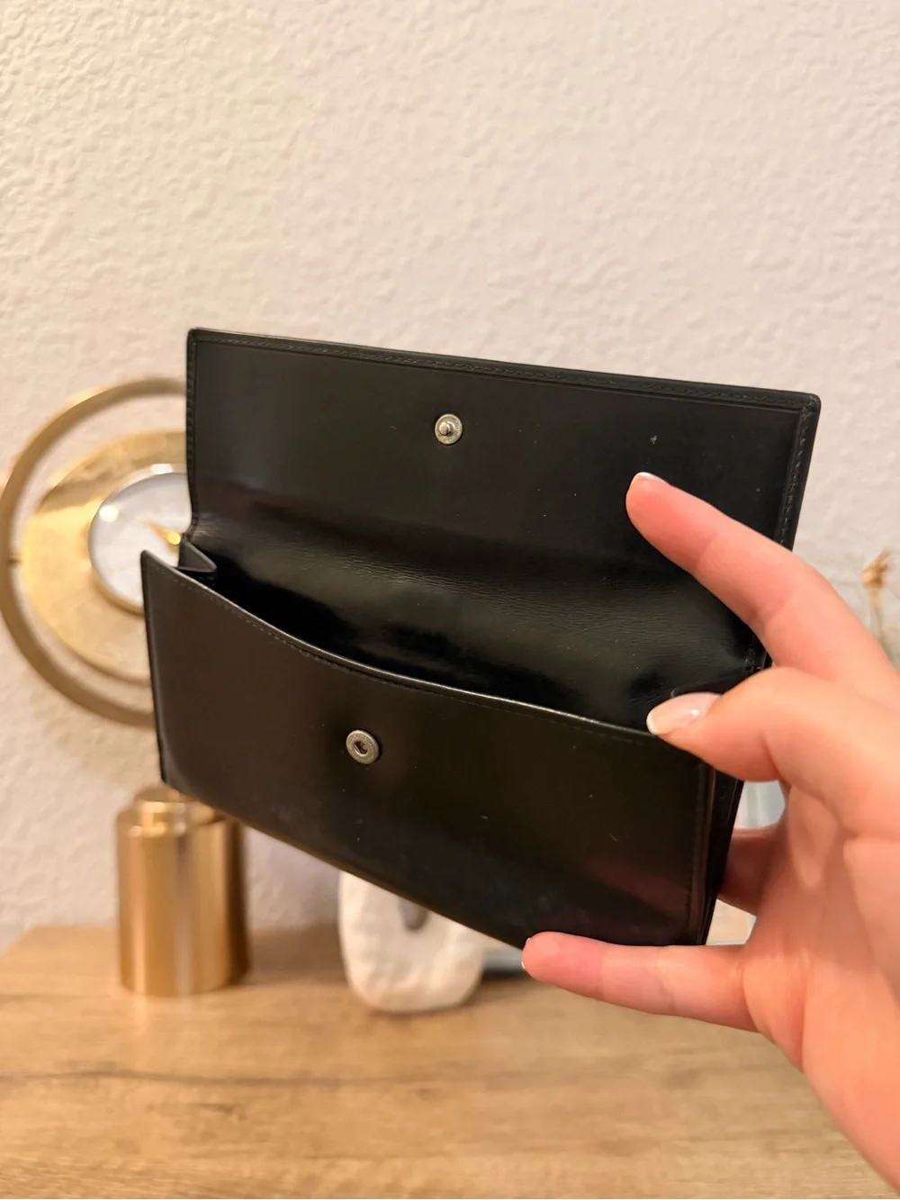 Vintage Gucci black leather wallet gunmetal silver buckle